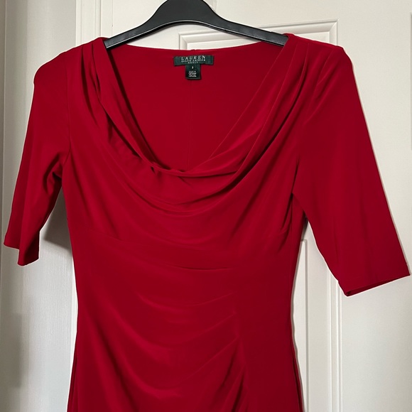 Lauren by Ralph Lauren. Bundle of 3 knee-length jersey dresses. Size US 2. - Picture 6 of 11
